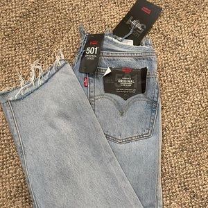 Levi’s Premium 501 Original Low Rider 24x26 NWT Low-Rise